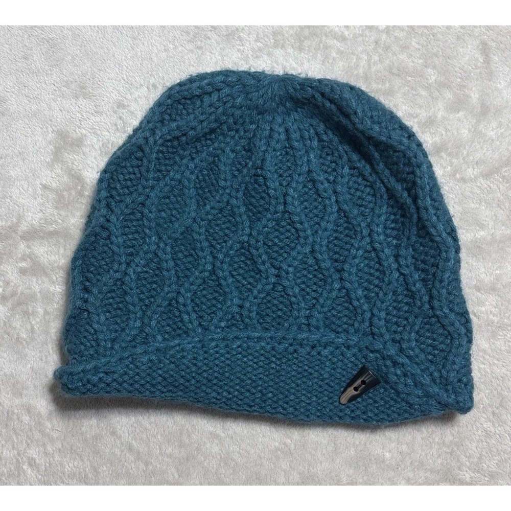 The North Face Women's Aqua Blue Knit Beanie Winter Hat Cap One Size